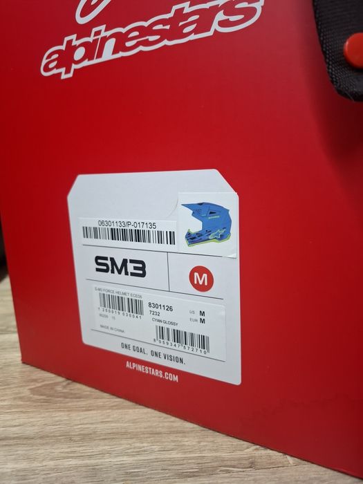 Alphinestars sm3 каска