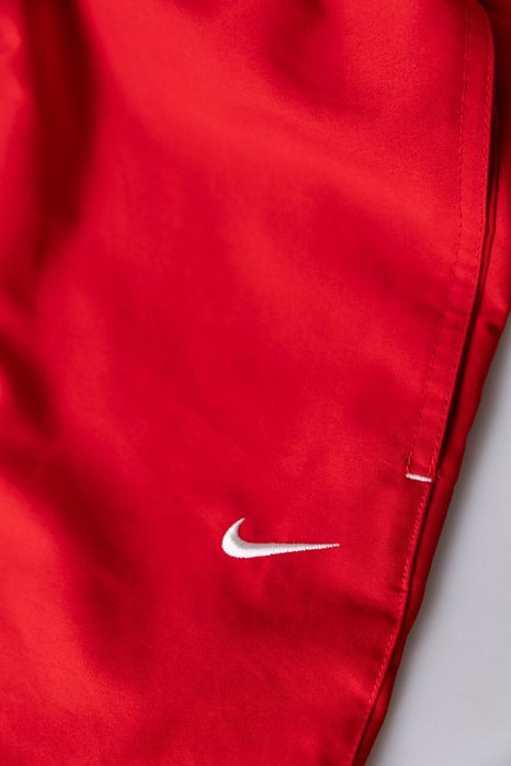 Pantaloni scurți Nike roșii bărbați mărimea M