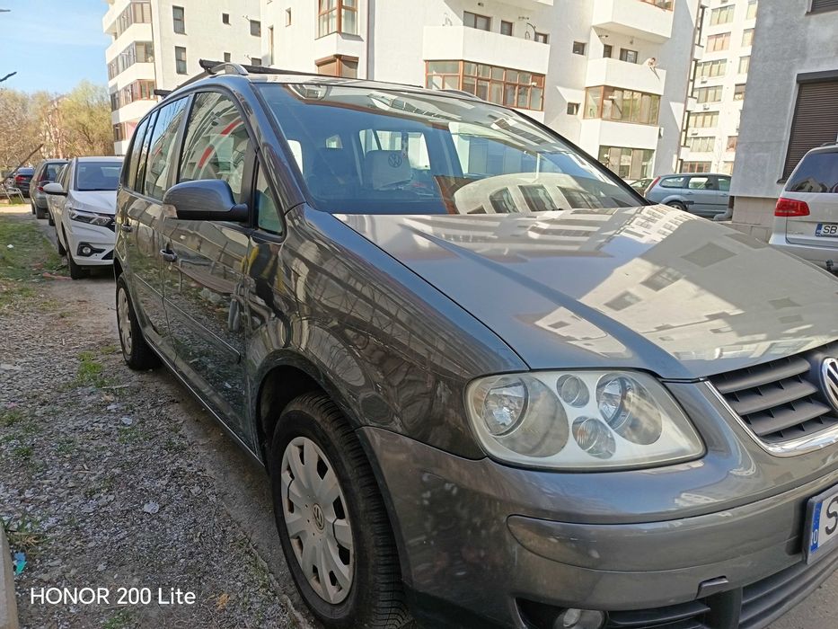 Vând touran 2.0 Diesel