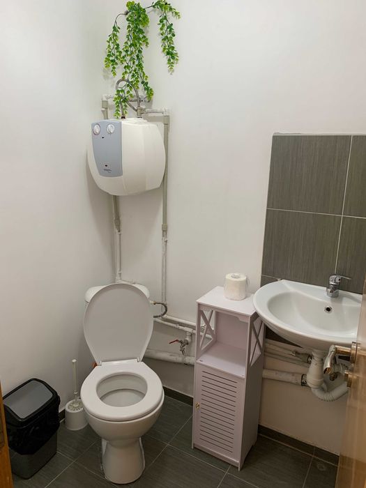 Дава се под наем Офис в Пловдив, Христо Смирненски - 48 кв.м за 382.5 € - Снимка #8