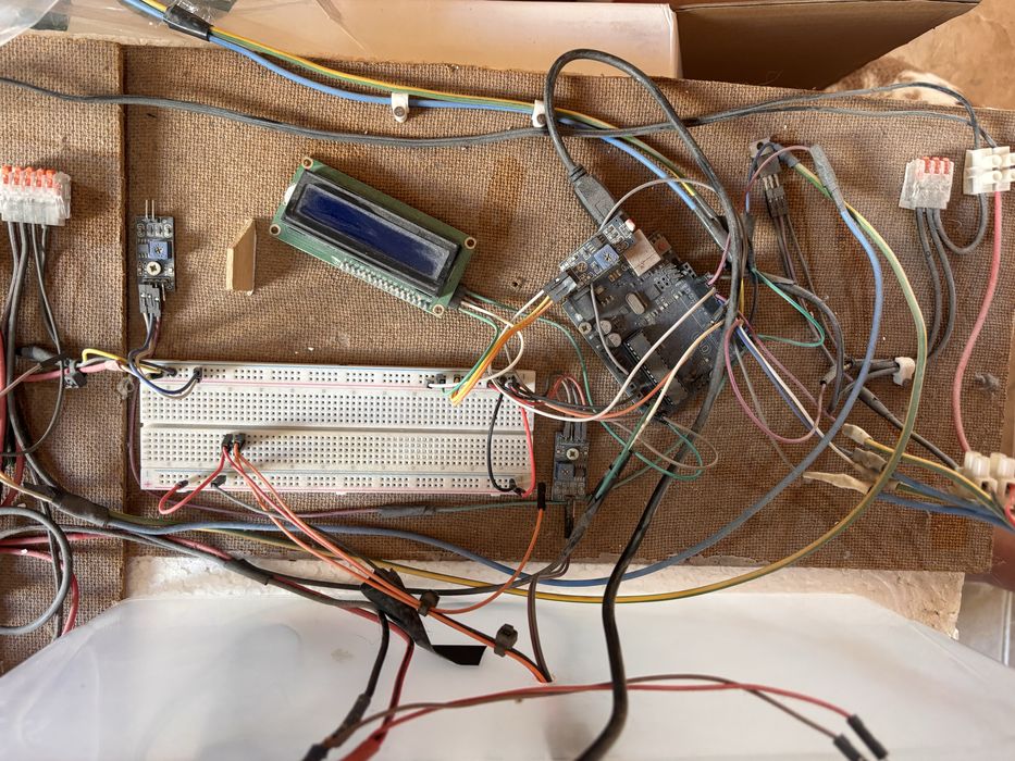 Licenta arduino-sera automatizata