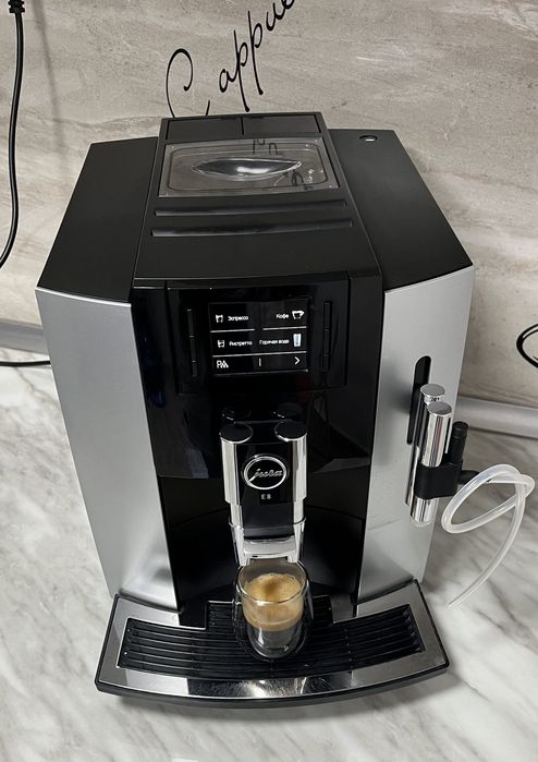 Кафеавтомат Jura E8