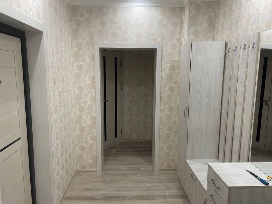 Квартира на метро Ойбек 2/6/9 общ пл 60м  Евро с обстановкой