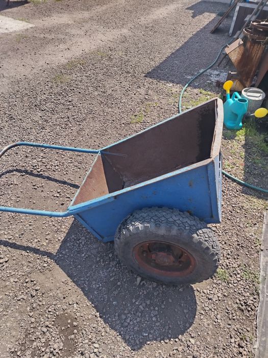 Продам садовую тележку