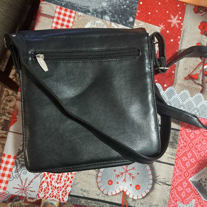 Кожена чантичка Daniel Ray