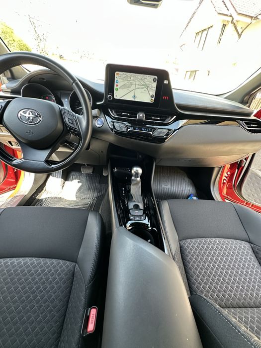 Toyota c-hr 2023 1.8L hybrid echipare Cult