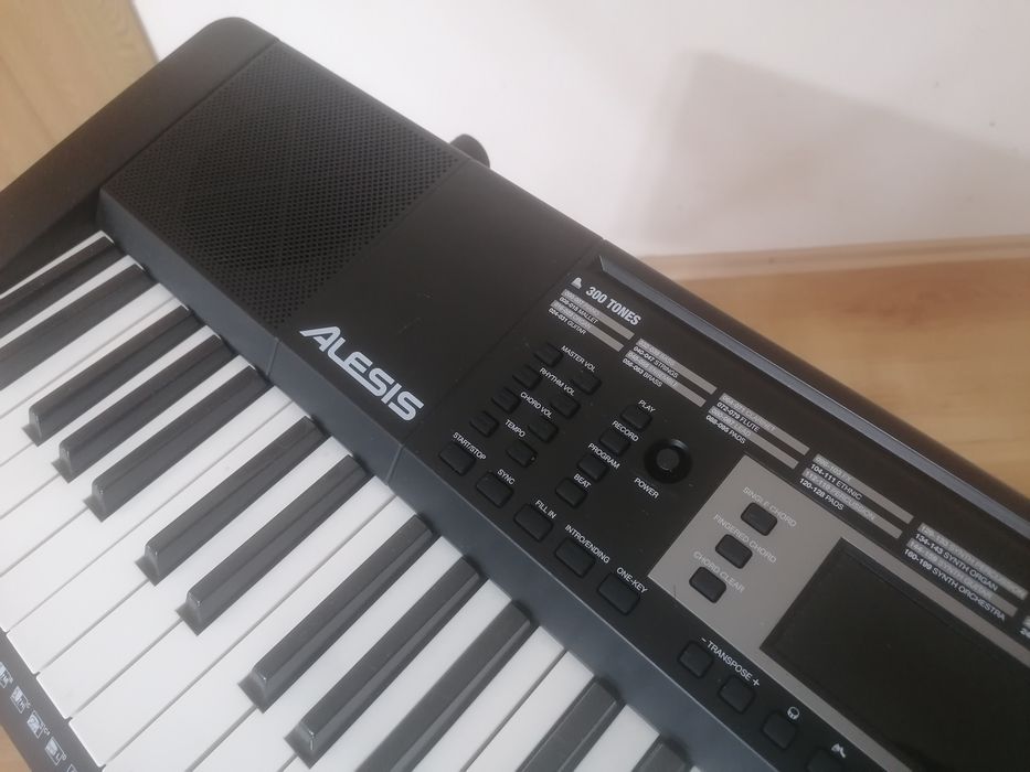 ALESIS Melody-61 78polifonic Display