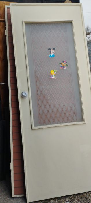 Продам двери межкомнатные