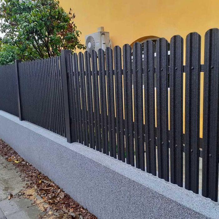 Garduri si porti stil jaluzea, sipca metalica, tabla cutata