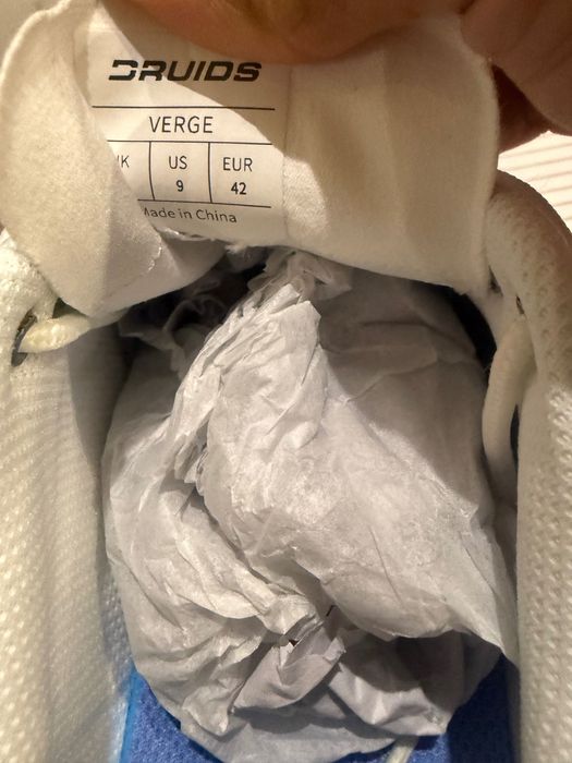 Чисто нови обувки