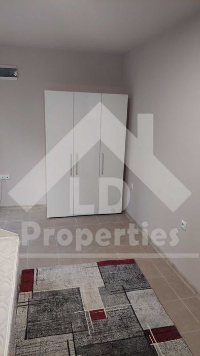 Дава се под наем Едностаен апартамент в Варна, Колхозен пазар - 26 кв.м за 255 € - Снимка #5