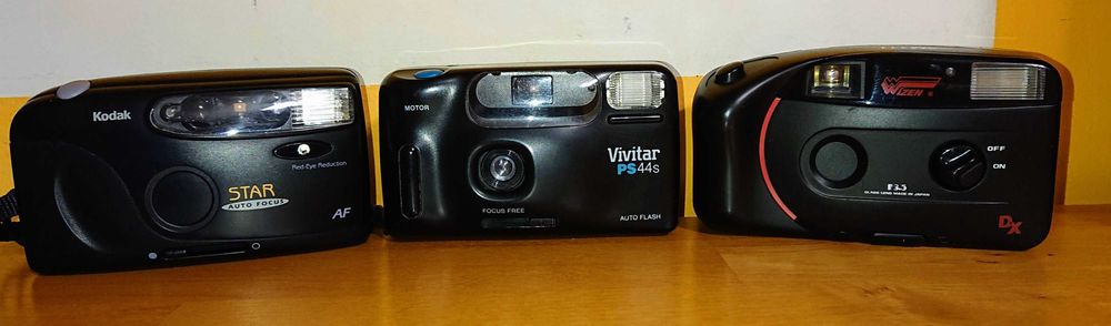 Lot 10 aparate foto film 35 mm complet functionale ( 3 point & shoot ) pt. amatorii de lomografie