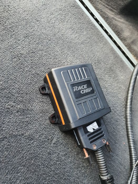 Race Chip / AUDI/VW ETC...