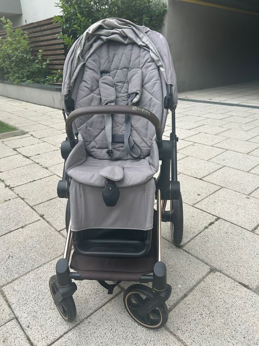 Vând Carucior 3 in 1 pentru copii Cybex Priam Platinum, cu landou si scoica, Mirage Grey cu cadru Rosegold- predare B și IF