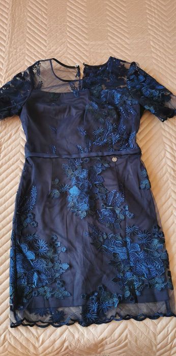 Официална рокля Kensol