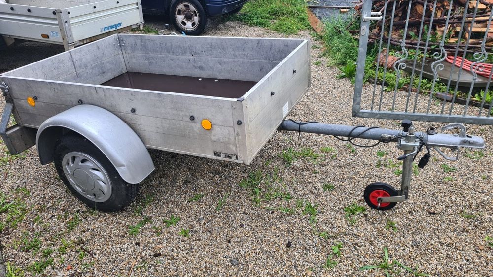 Ремарке HUMBAUR с бризент