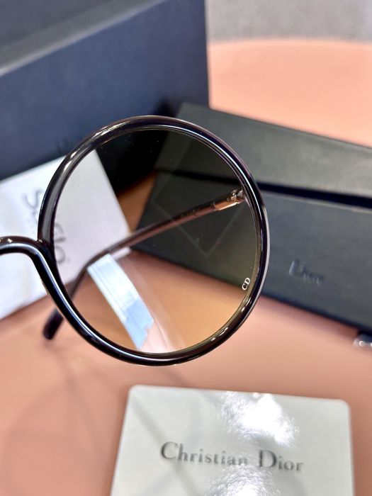 Оригинални слънчеви очила Christian Dior KB70D