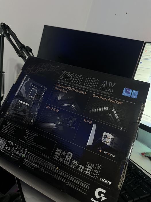 kit Gaming / i7-14700K / Gigabyte Z790 UD AC / DDR5