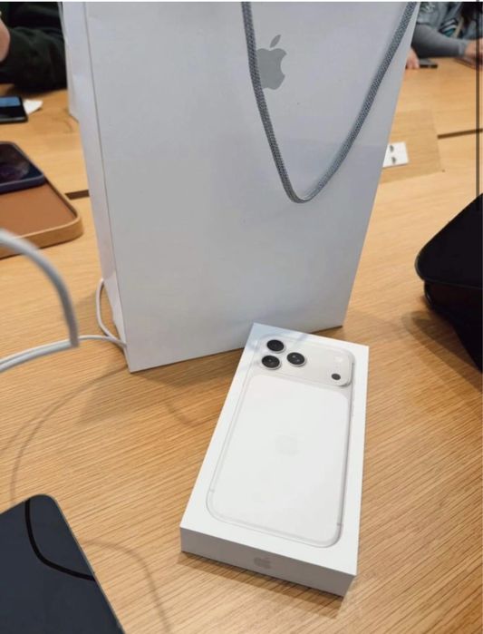 Iphone 17 pro max/512GB Silver nano sim+esim