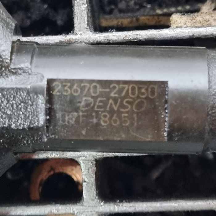 Injector Toyota RAV 4 II 2.0 D 2002 - 2006 116CP 1CD - FTV Euro4 (1428) Diesel 2367027030