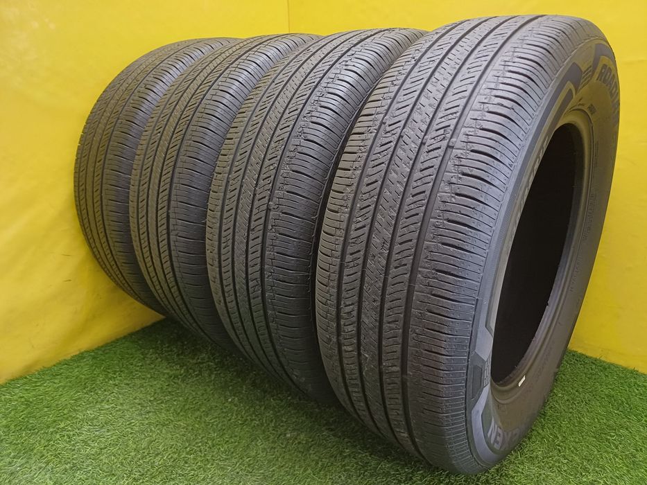 Шины 235/65 R17 Nexen комплект.