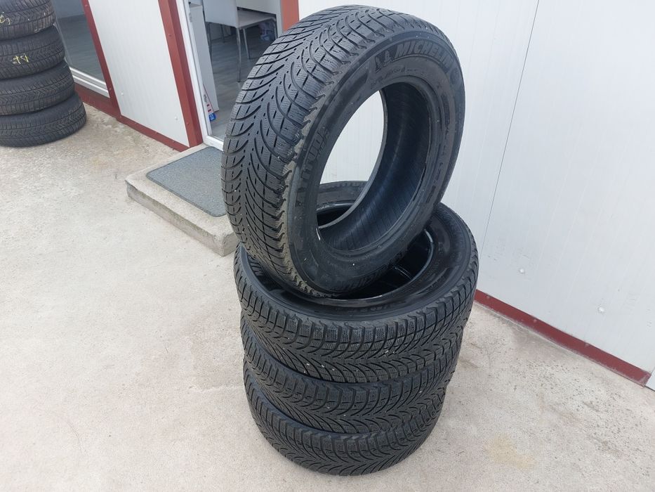 100 lei bucata! Set anvelope M+S/IARNA 235 60 17 Michelin