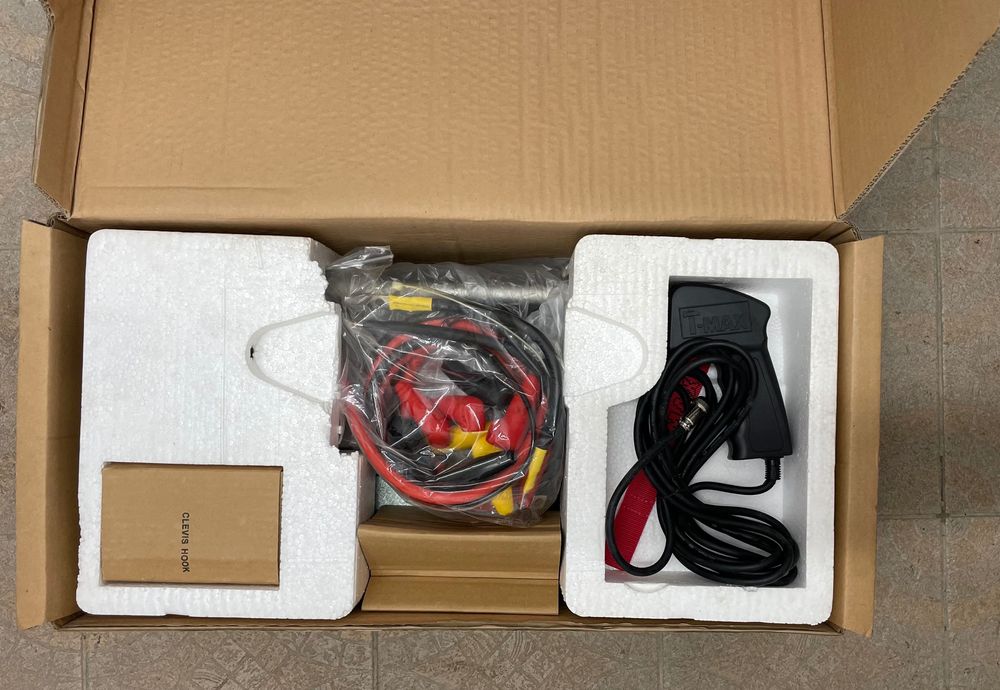 Oferta timp limitat-Troliu TMax EW9500lbs/12V Improved Offroad Series