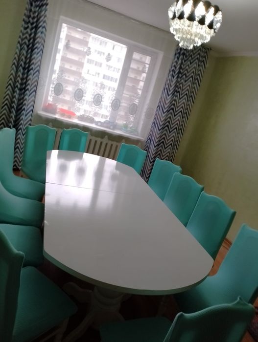 Стол и стулья 12шт