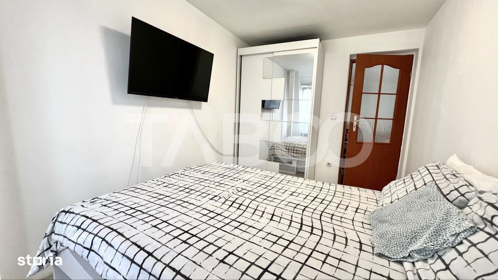 Apartament cu 3 camere de vanzare Gheorgheni — fotografia 3