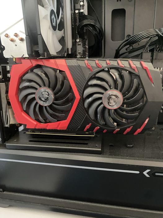 Vidyo karta Msi 1070