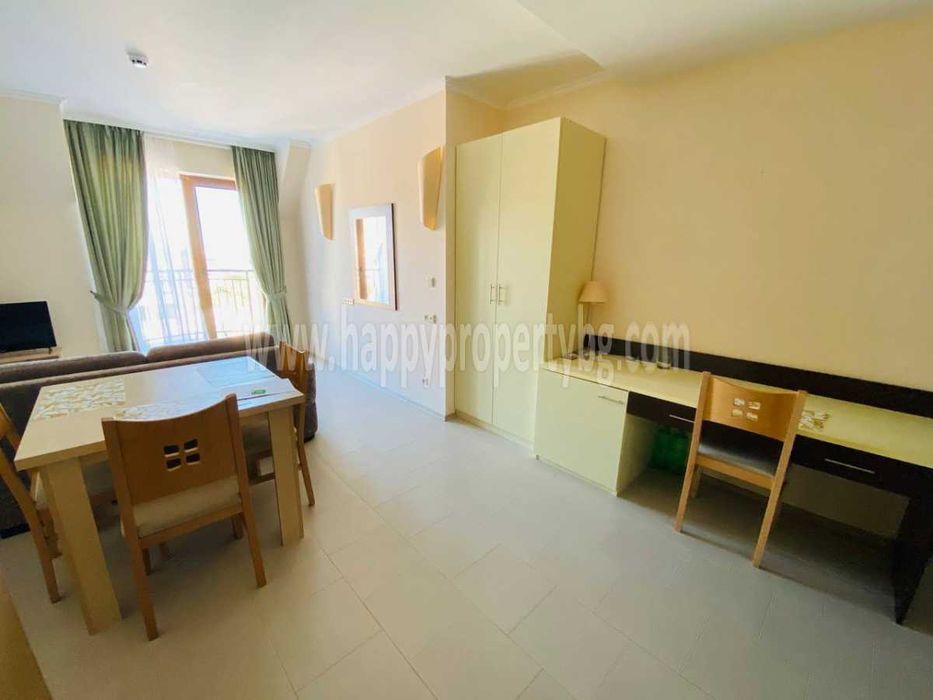Продава се Двустаен апартамент в Свети Влас - 76 кв.м за 1119 €/кв.м - Снимка #2