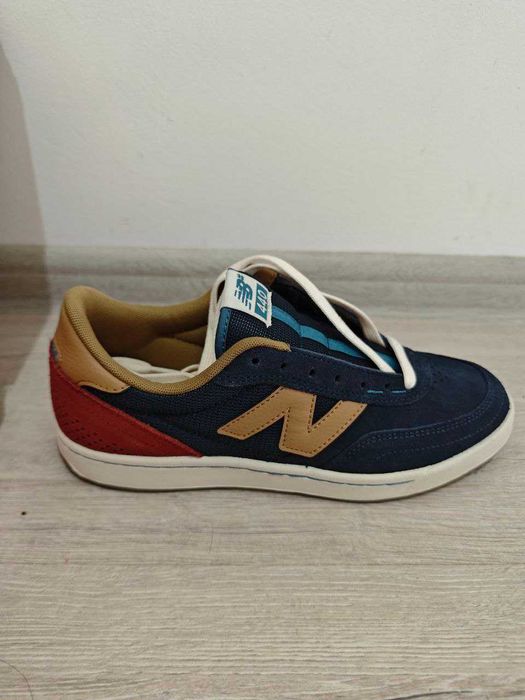 New Balance кроссовки