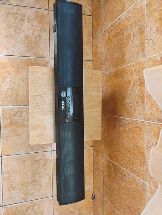 Soundbar AKAI + TV