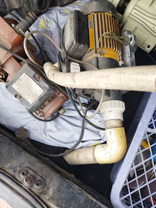 Электронасос водяной