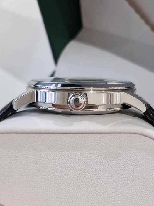 Orient Open Heart Full Box