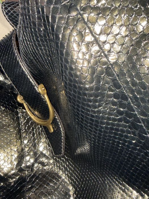 Gucci чанта кожена