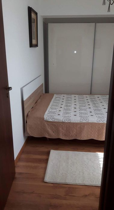 De inchiriat 2 camere cu parcare subterana Proprietar