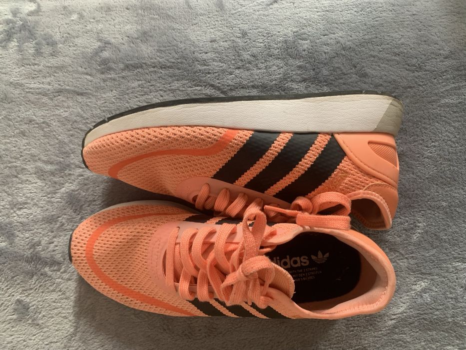 Спортни маратонки