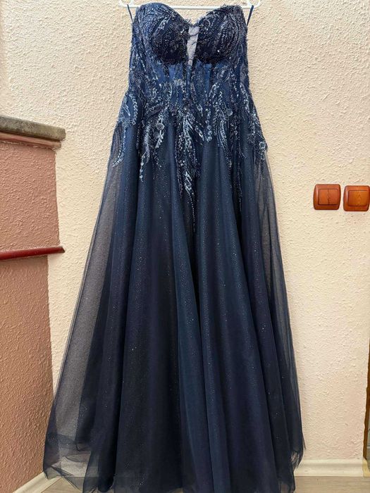 Перфектната бална рокля!!!