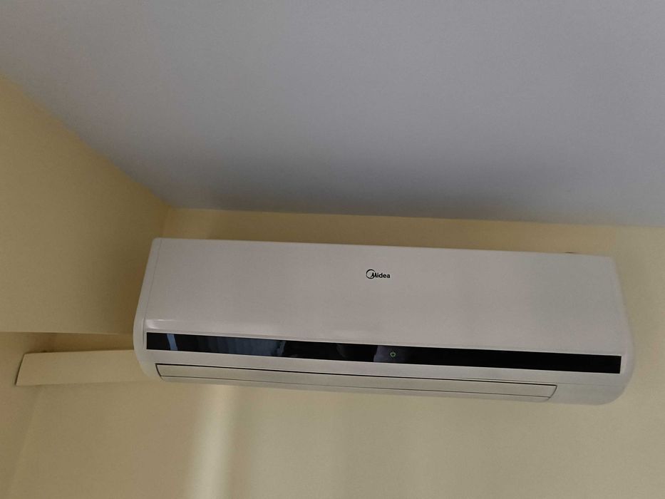 Климатик Миdea 12
