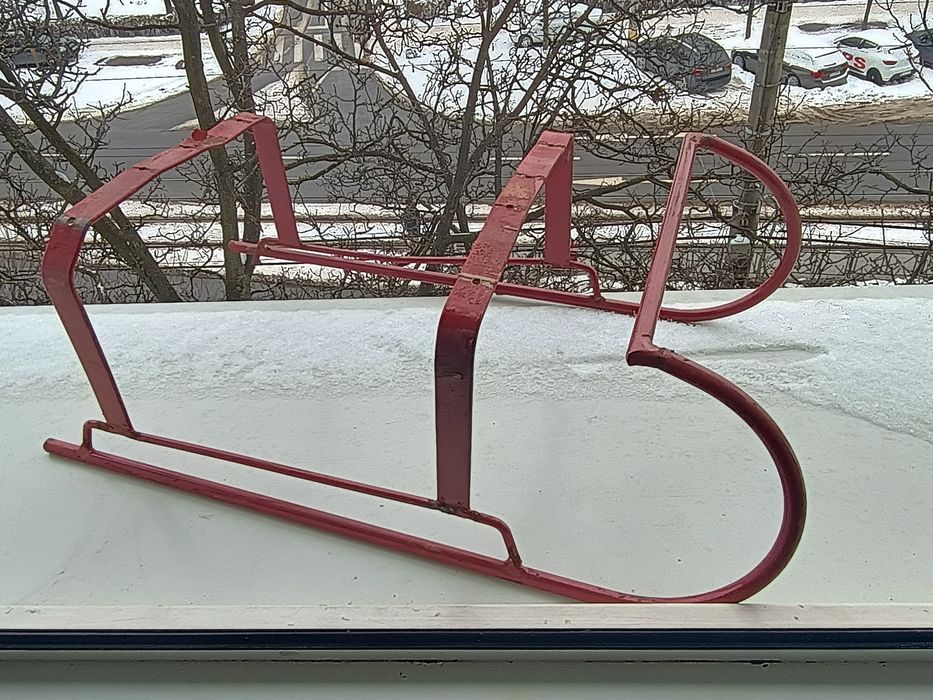 Săniuța de mici dimensiuni