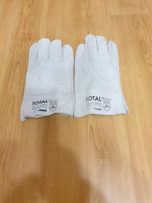 Кожени ръкавици от телешки бокс