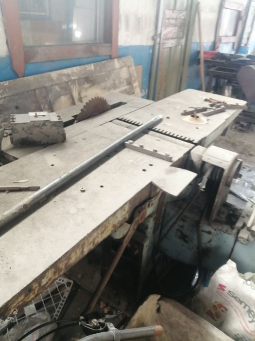 Циркулярка с фуганком