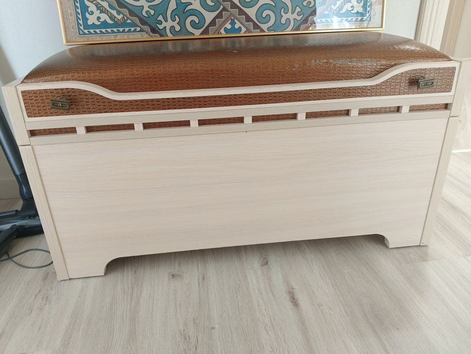 Мебель, Сундук..
