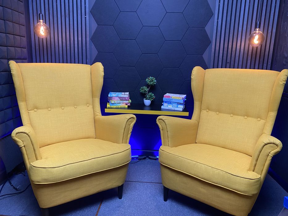 Подкаст студио под наем с висококачествена техника