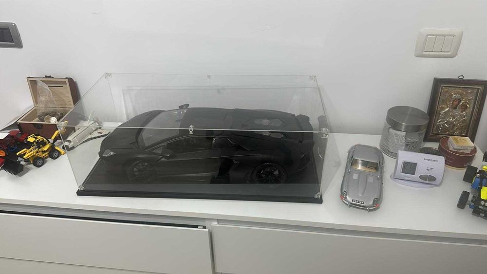 Pocher Lamborghini Aventador 1:8 – kit premium