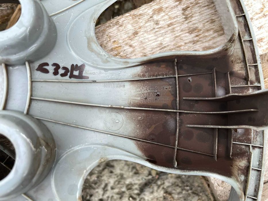 15 цола Тасове Хюндай Hyundai Elantra 52960-2H000 Оригинал