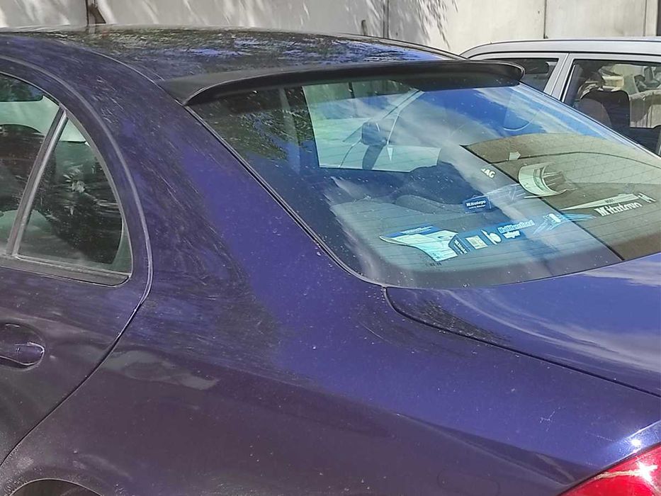 Спойлер задно стъкло за Mercedes E-class W211