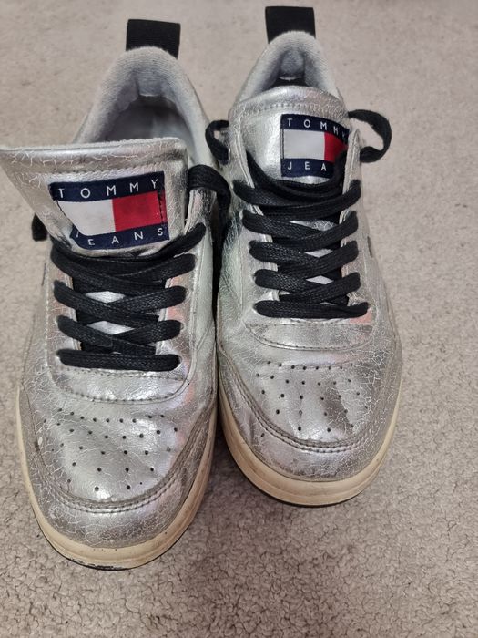 Sneakers Tommy Hilfiger 40