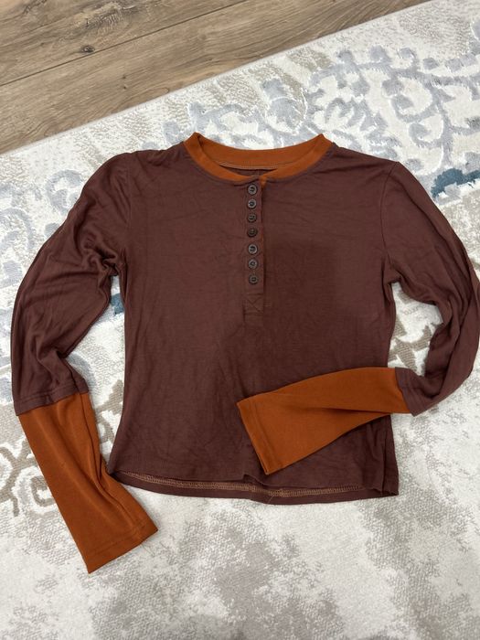 Все одежды по 2000тг